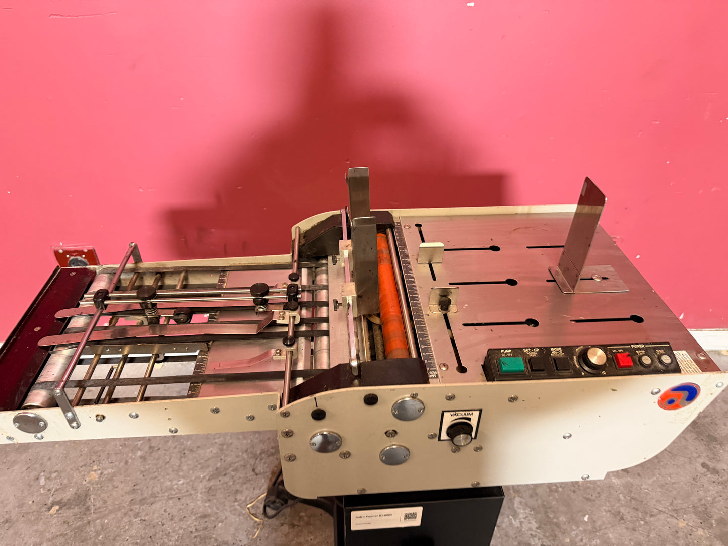 Astro envelope feeder