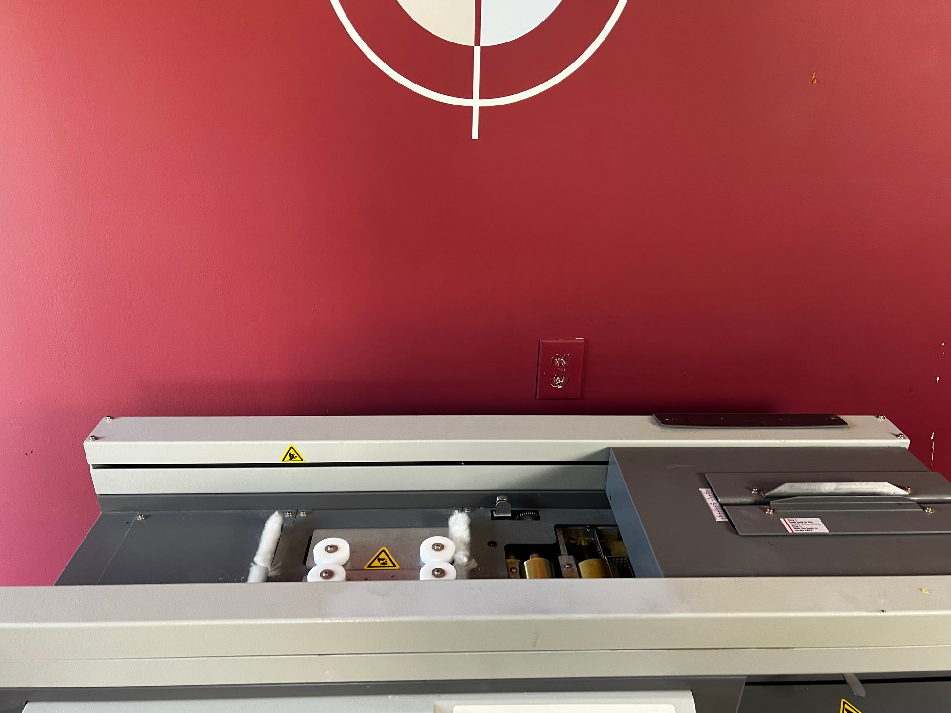 Used Duplo DB-280 single-clamp perfect binder for professional binding – AA&D PressExchange